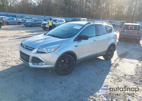 2014 Ford Escape Se z USA, uszkodzony, nr VIN 1FMCU9GX9EUA57799
